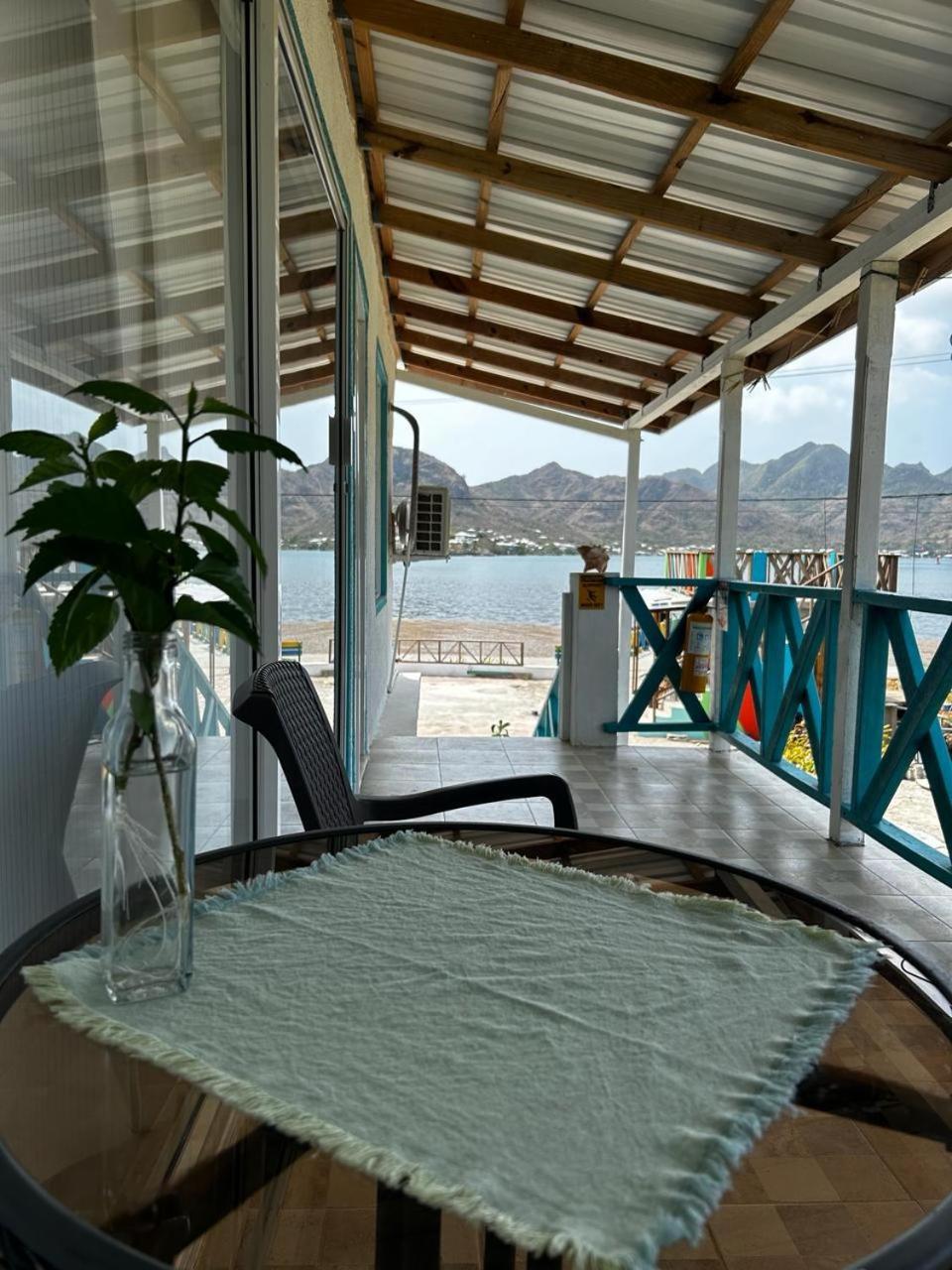 Hotel Miss Francias Home Santa Catalina Island Exterior photo