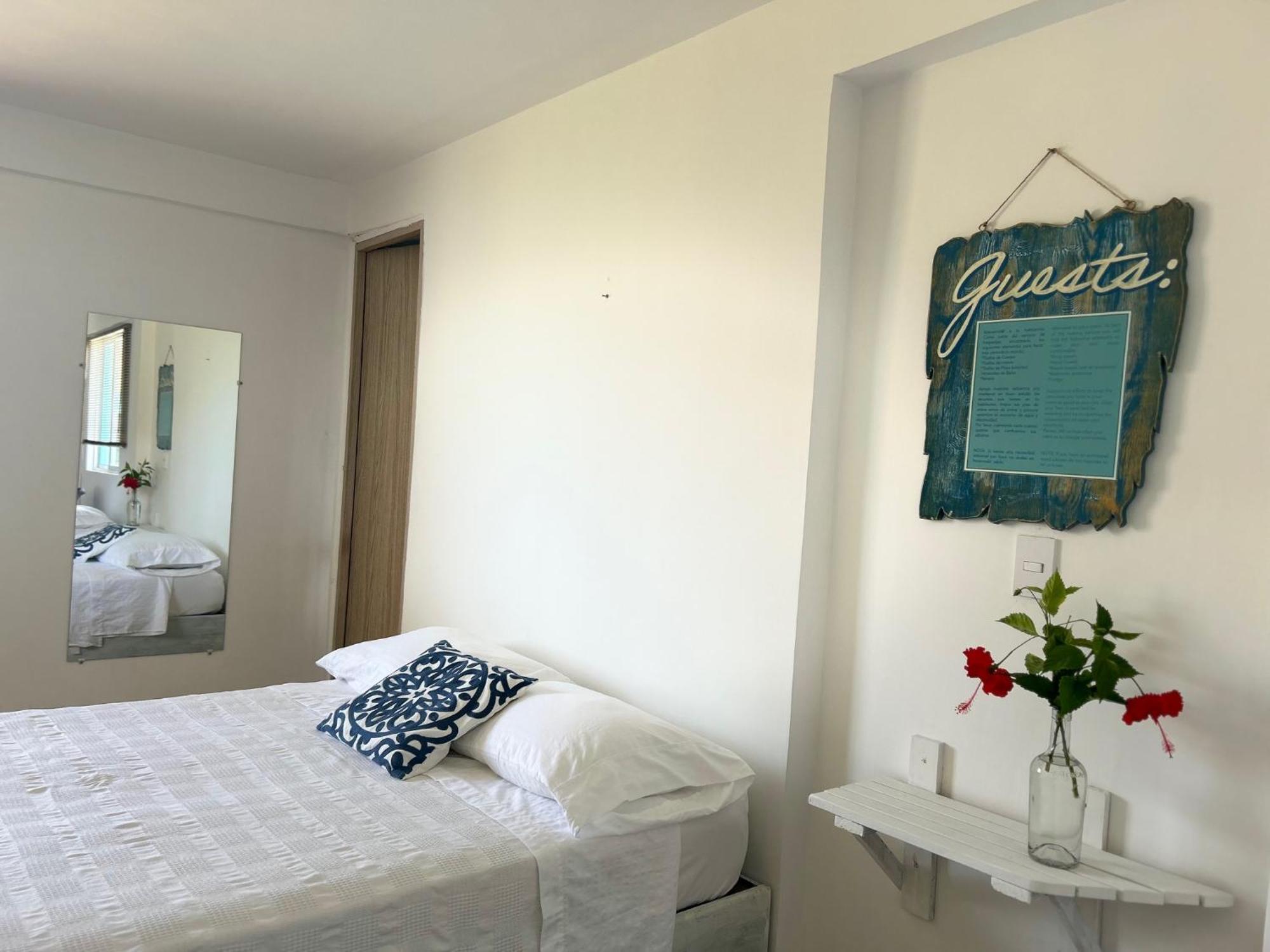 Hotel Miss Francias Home Santa Catalina Island Exterior photo